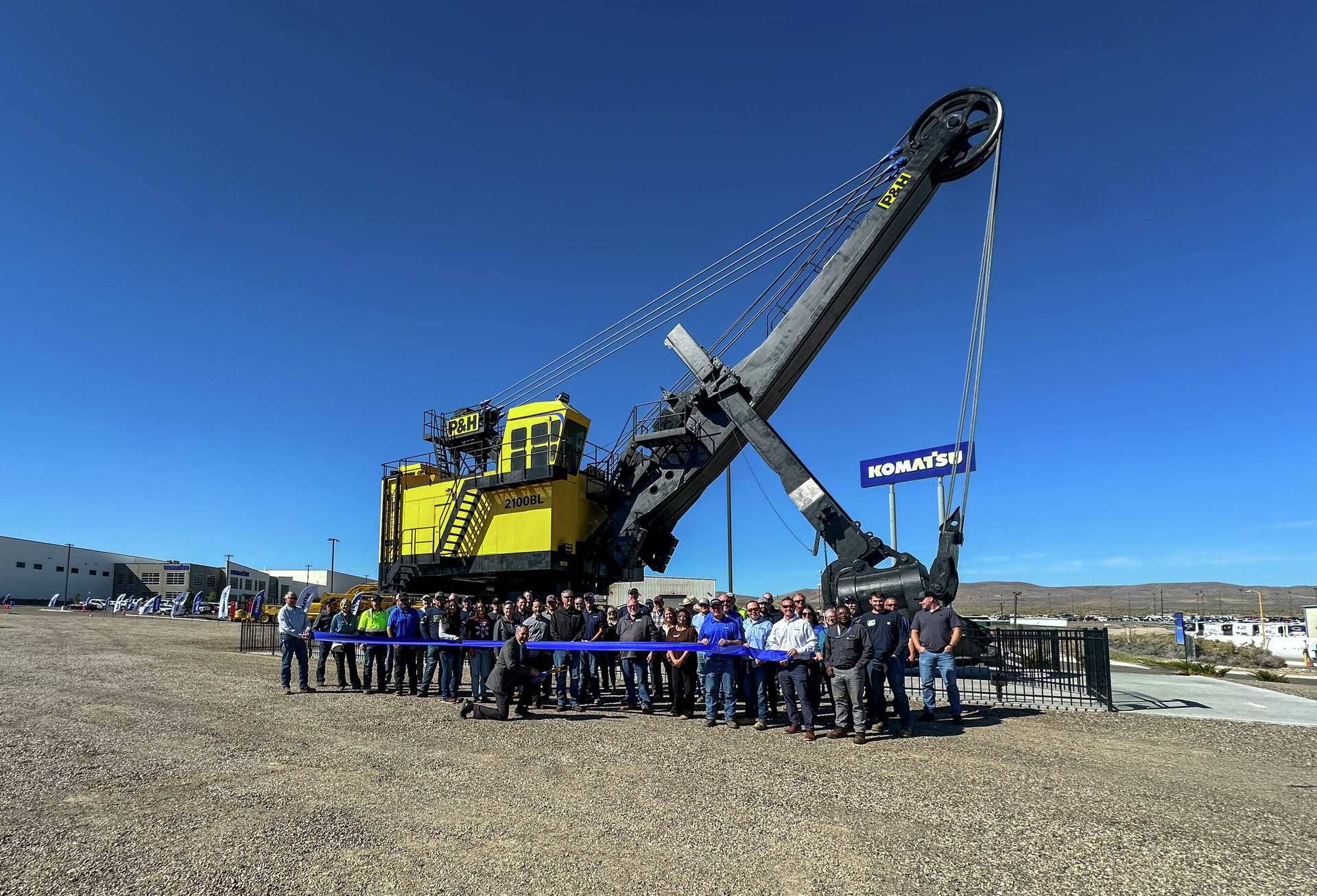 Komatsu unveils historic P&H 2100BL shovel monument at Elko